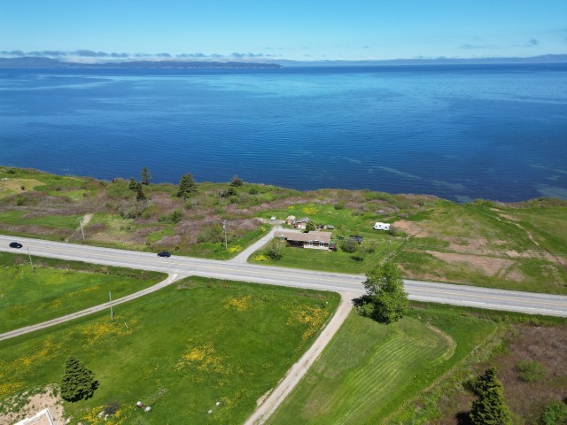 Vue d'ensemble — Route 132 E., Percé