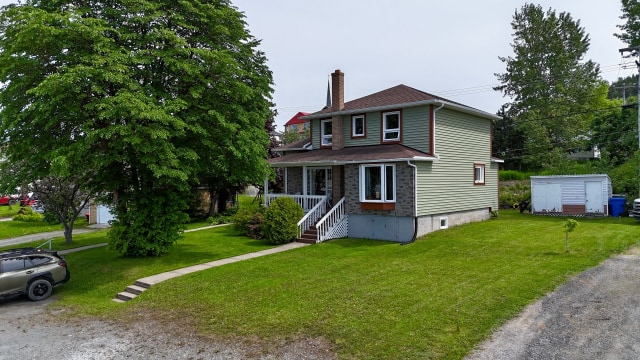 Façade — 7 Rue Dumaresq, Gaspé