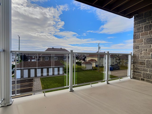 Balcon — 445 Av. Léonidas S., Rimouski