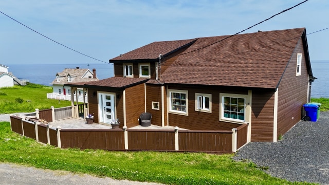 Façade — 15, Route du Brûlé, Cloridorme, G0E1G0, Cloridorme