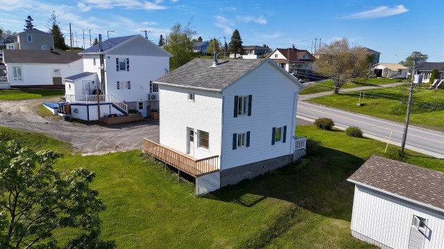 Face arrière — 521 Boul. de Petit-Cap, Gaspé