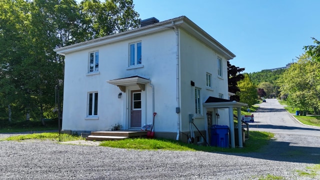 Face arrière — 25, Rue Pouliot, Gaspé, G4X1H5, Gaspé