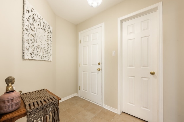 Hall d'entrée — 780, Cours de la Raffinerie, Mont-Saint-Hilaire, J3H0C7, Mont-Saint-Hilaire