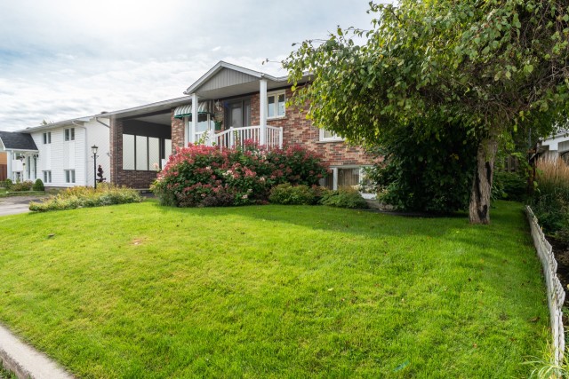 Façade — 3913, Rue de Poitiers, Saguenay (Jonquière), G7X8A9, Saguenay (Jonquière)
