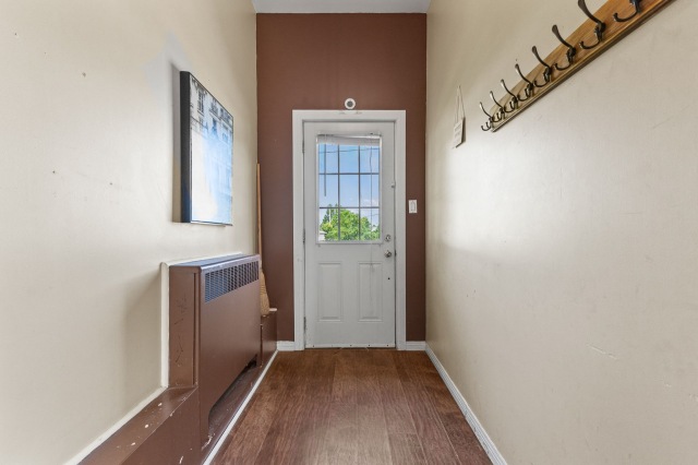 Hall d'entrée — 29 Rue Proudfoot, Fort-Coulonge