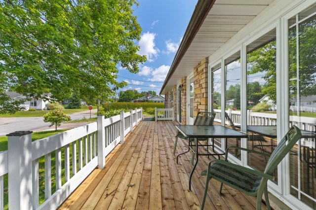 Balcon — 29 Rue Proudfoot, Fort-Coulonge