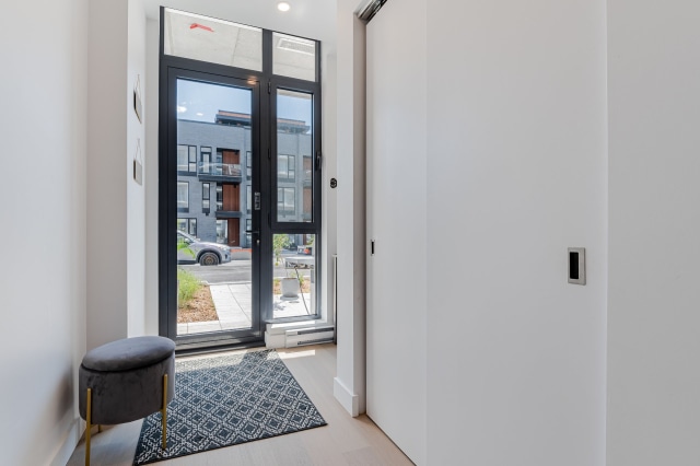 Hall d'entrée — 1900 Rue Suzanne-Coallier, Montréal