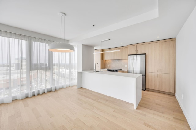 Photo 2 — 1300 Av. de Germain-des-Prés, Québec
