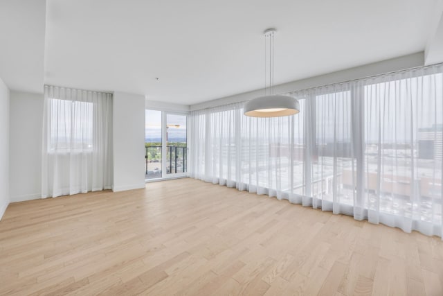 Salle à manger — 1300 Av. de Germain-des-Prés, Québec