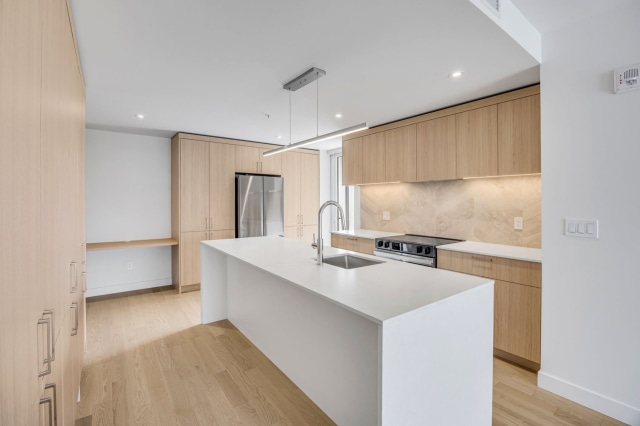 Photo 3 — 1300 Av. de Germain-des-Prés, Québec