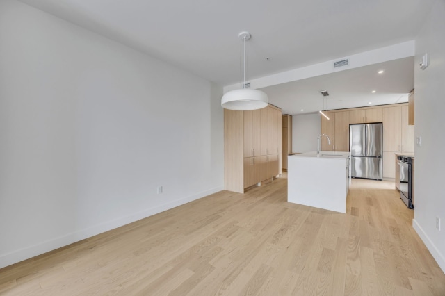 Salle à manger — 1300 Av. de Germain-des-Prés, Québec