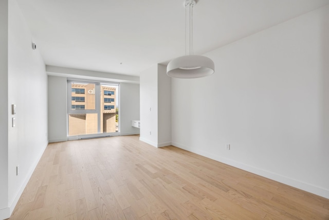 Salle à manger — 1300 Av. de Germain-des-Prés, Québec