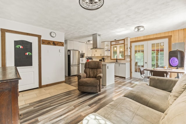 Salon — 14 Ch. du Lac-Jack, Mulgrave-et-Derry
