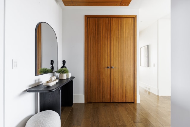 Hall d'entrée — 199 Rue de la Rotonde, Montréal