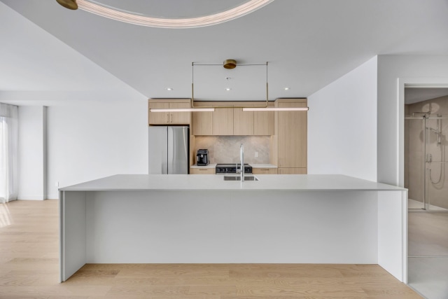 Photo 2 — 1300 Av. de Germain-des-Prés, Québec