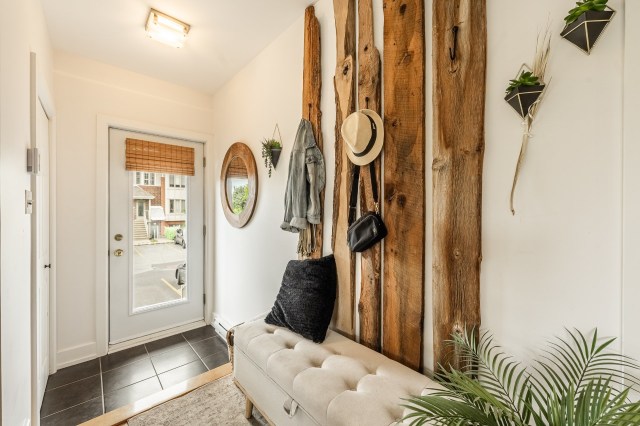 Hall d'entrée — 3822 Boul. Gareau, Longueuil