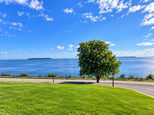 Photo 4 — 983 Boul. de l'Anse, Roberval