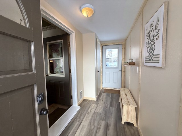 Hall d'entrée — 341 Ch. de La Baleine, L'Isle-aux-Coudres