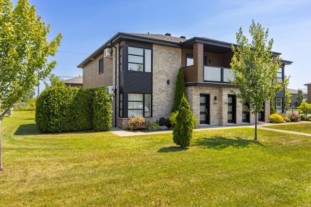 Façade — 1394 Rue Pierre-Launière, Trois-Rivières