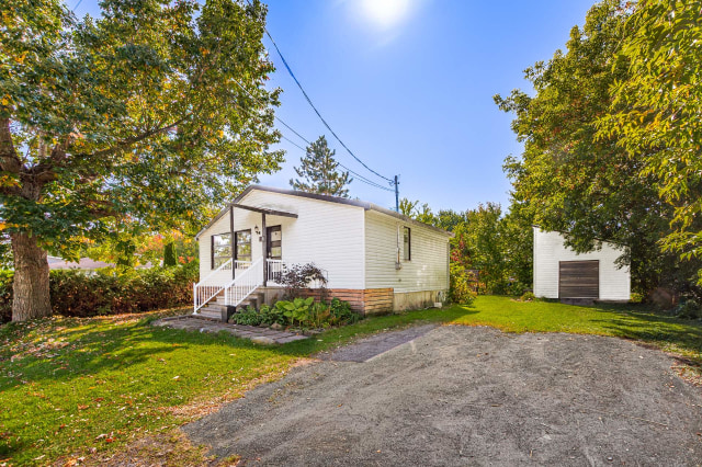 Façade — 95 40e Avenue, Saint-Blaise-sur-Richelieu