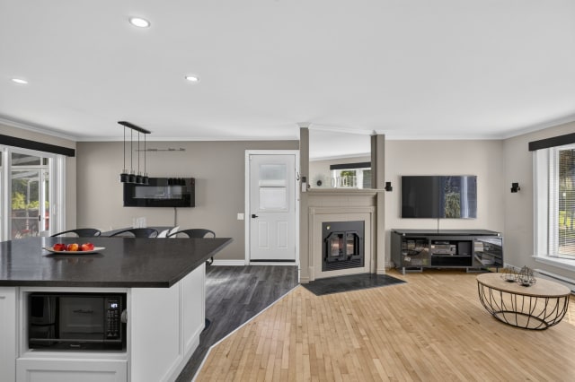 Salon — 1343 Rue Hamann, Québec