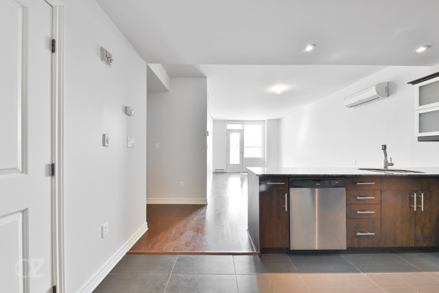 Photo 3 — 80 Rue Barnett, Dollard-Des-Ormeaux