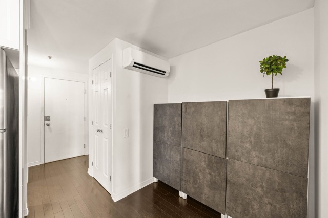 Hall d'entrée — 5360 Rue Sherbrooke O., Montréal