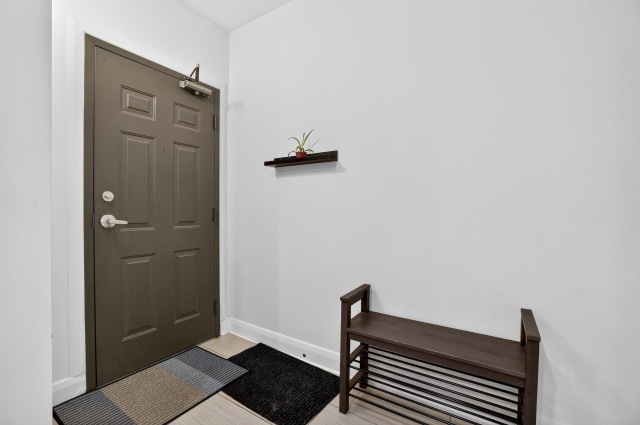 Hall d'entrée — 3300 Rue des Francs-Bourgeois, Boisbriand