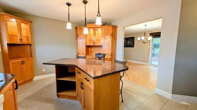 Photo 4 — 1390 Av. de la Montagne E., Québec