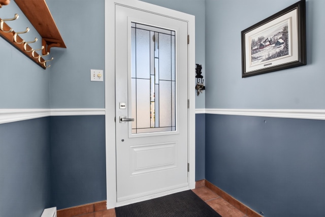 Hall d'entrée — 609 Rue Primeau, Saint-Eustache