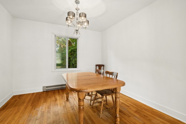 Salle à manger — 774 11e Avenue, Montréal
