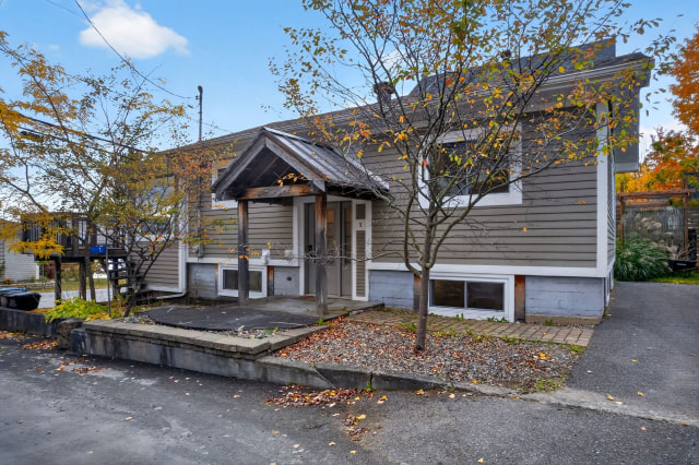 Façade — 1Z Rue Gaudord, Lac-Brome
