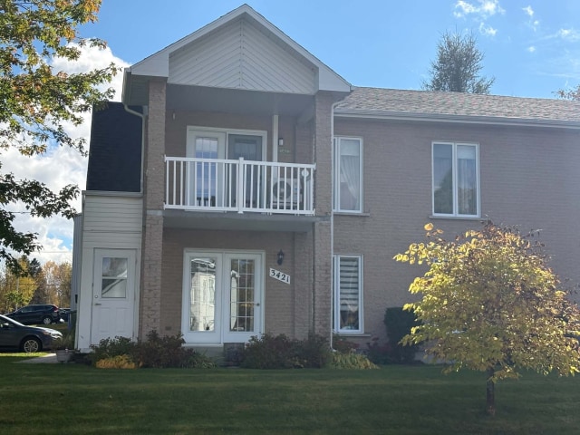 Façade — 3421 Rue Cabot, Saguenay
