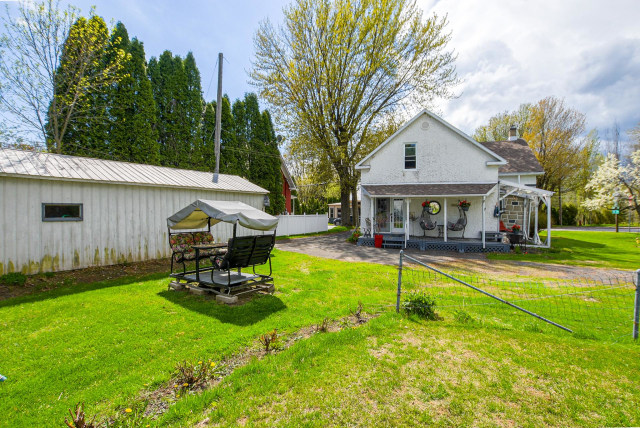 Vue d'ensemble — 2045 - 2065 Av. Nicolas-Perrot, Bécancour
