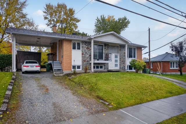Façade — 3086 - 3090 Rue Galt O., Sherbrooke