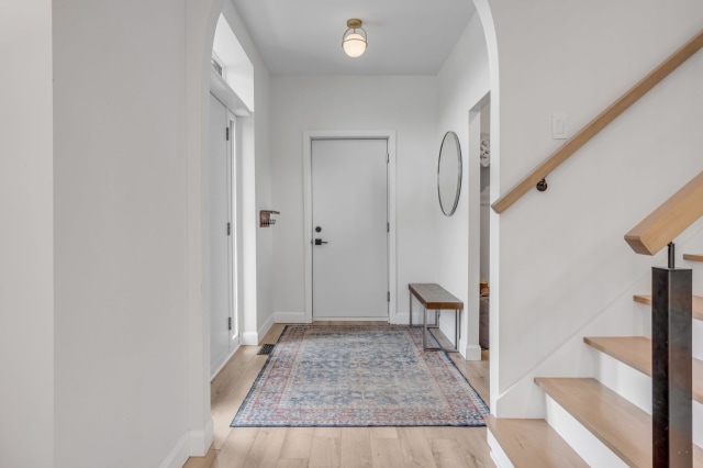 Hall d'entrée — 235 Rue Griffin, Shannon