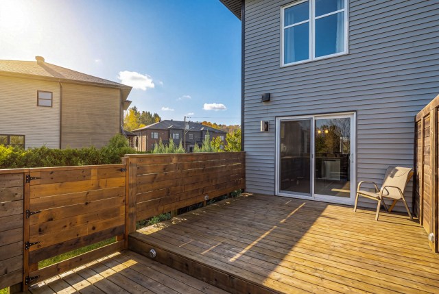 Terrasse — 5144 Rue Albani, Sherbrooke