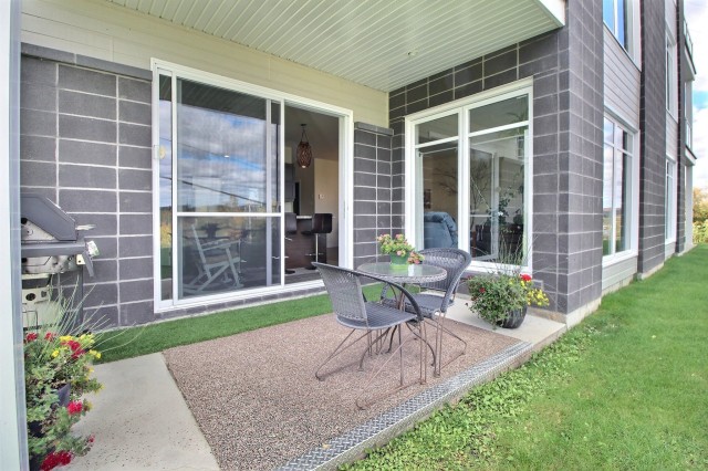 Terrasse — 1100 Av. du Capitaine-Veilleux, Shawinigan