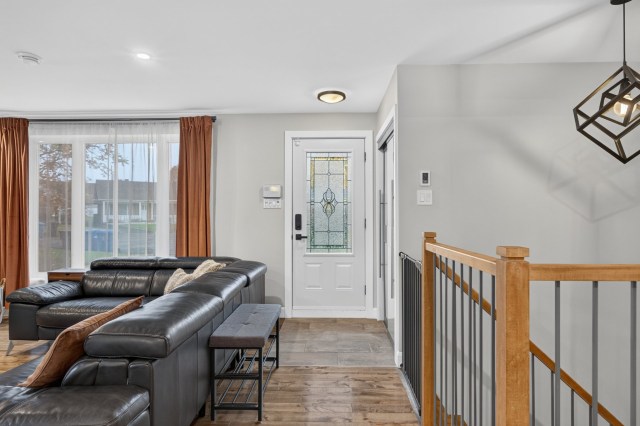 Hall d'entrée — 1805 Carré Tourville, Québec