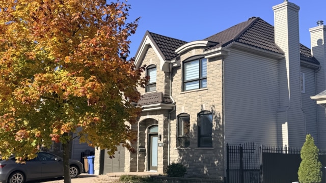 Photo 2 — 608 Rue Paillé, Laval