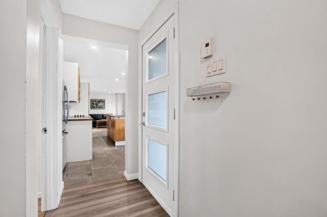 Hall d'entrée — 115 Rue Paré, Chertsey