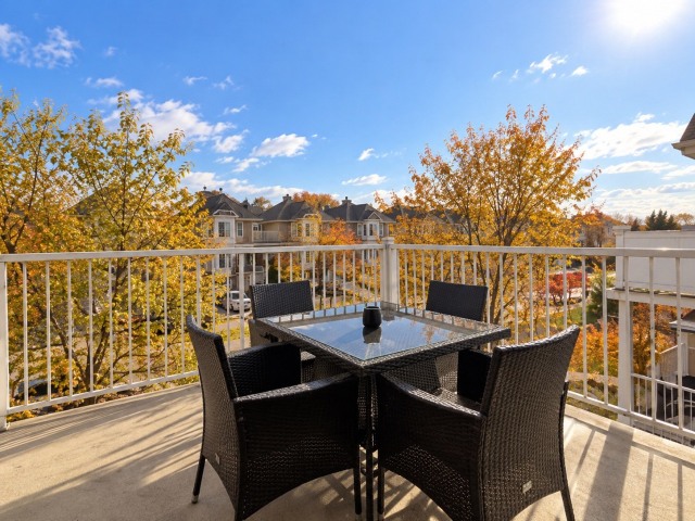 Terrasse — 6338 Rue de l'Émérillon, Laval