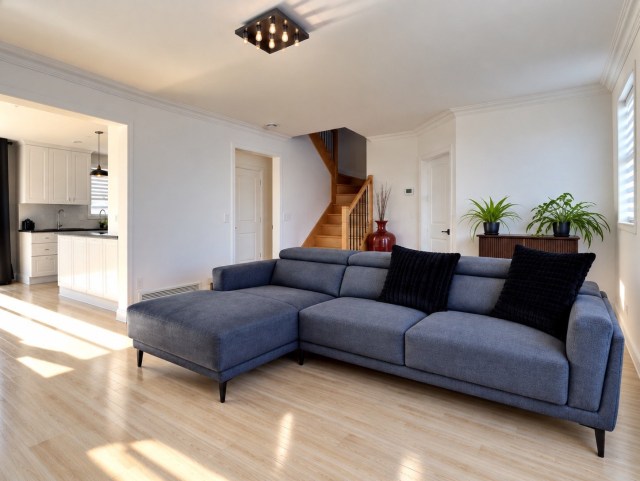 Salon — 378 Av. des Peupliers, Bois-des-Filion