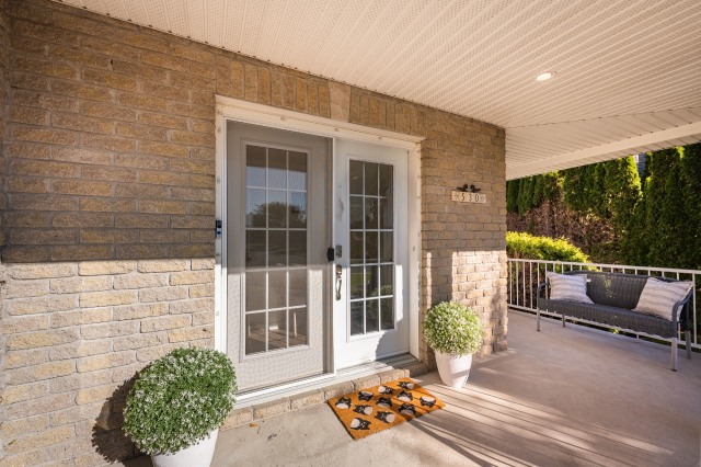 Entrée extérieure — 530 Rue des Violettes, Salaberry-de-Valleyfield