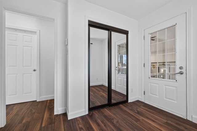 Hall d'entrée — 175 Route 293 N., Saint-Jean-de-Dieu