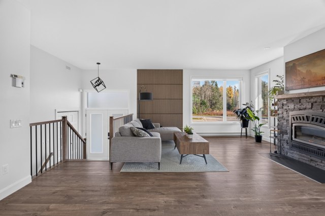 Salon — 35 Ch. de Gosford, Shannon