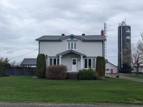 Façade