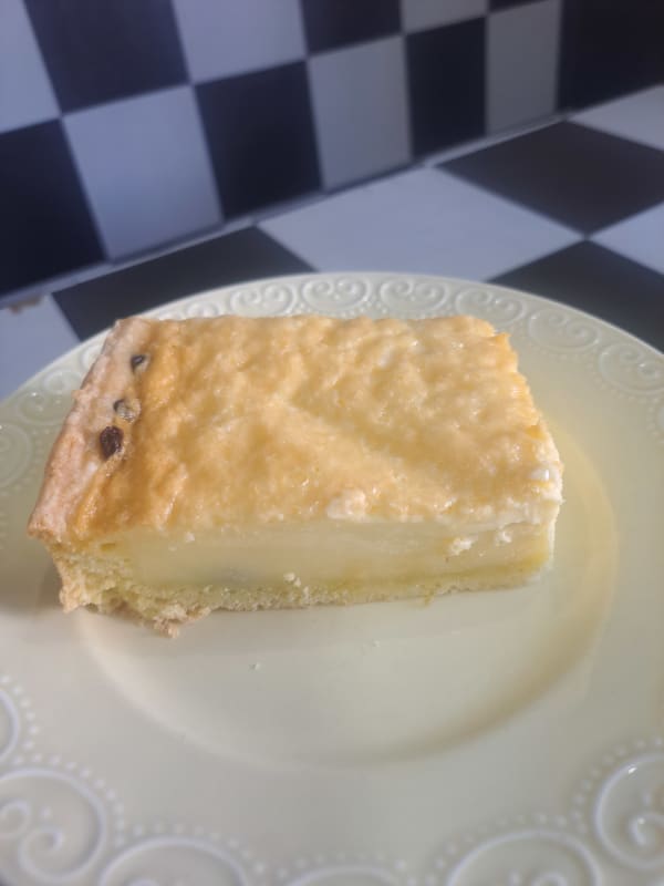 Tarta de crema porcion