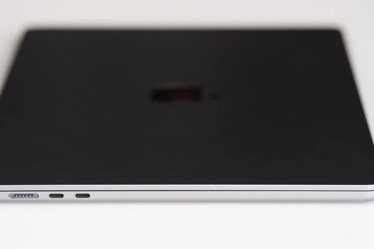 تفاوت پورت‌های تاندربولت اپل با USB-C: فراتر از ظاهر یکسان