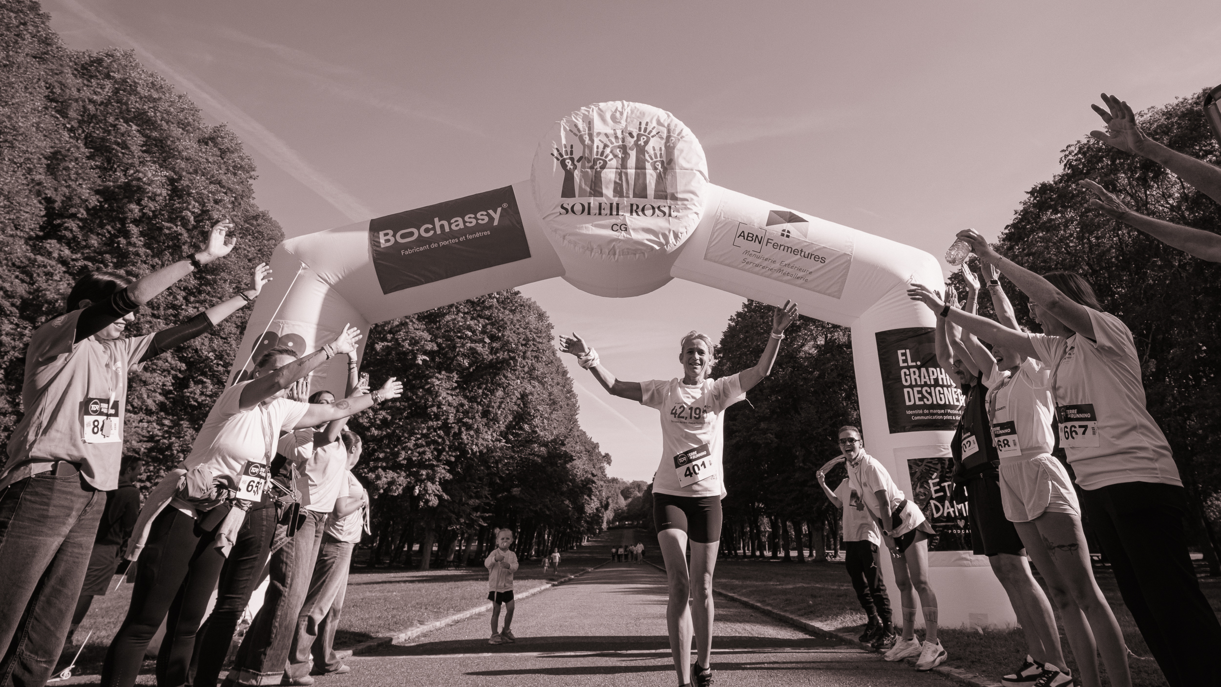 Course solidaire Soleil Rose domaine de Chamarande Course solidaire Soleil Rose domaine de Chamarande